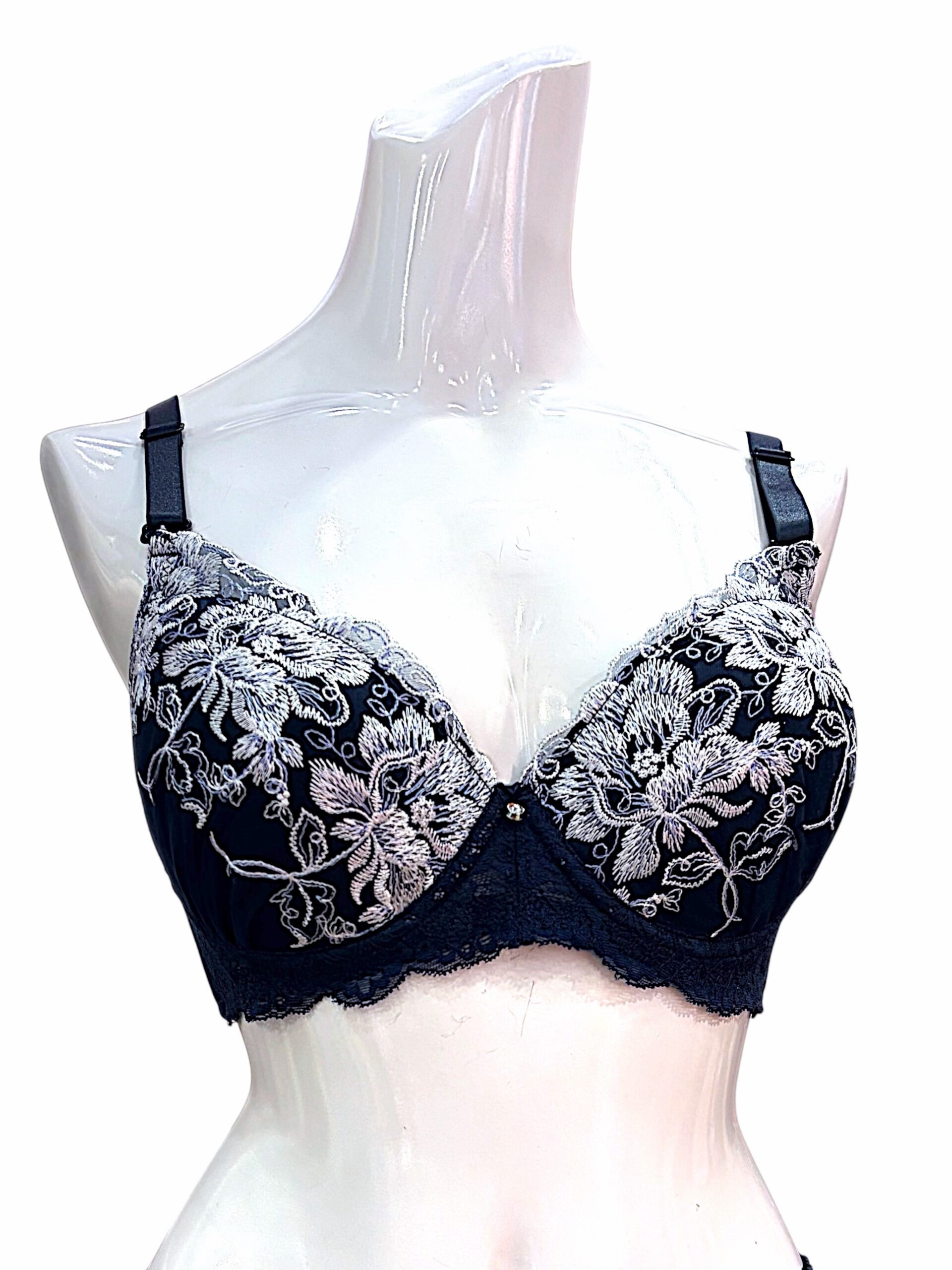 8000203 navy & white floral | fg cup lace bra & panty set