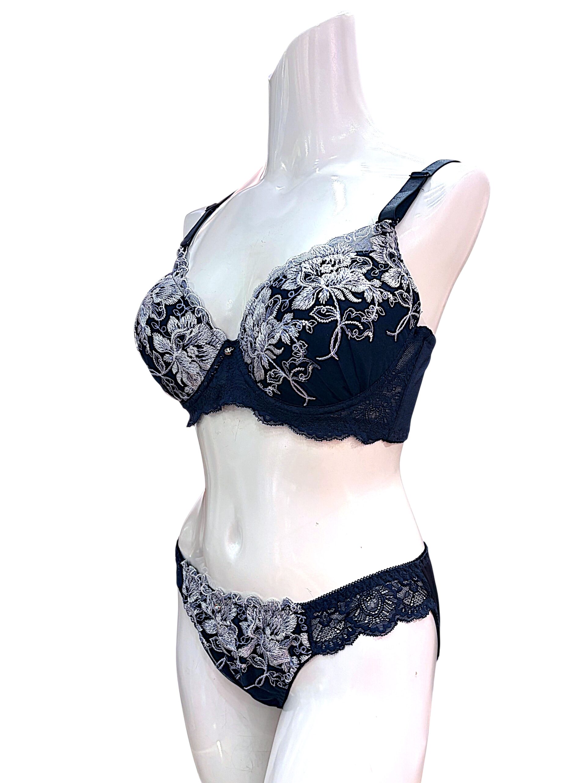 8000203 navy & white floral | fg cup lace bra & panty set