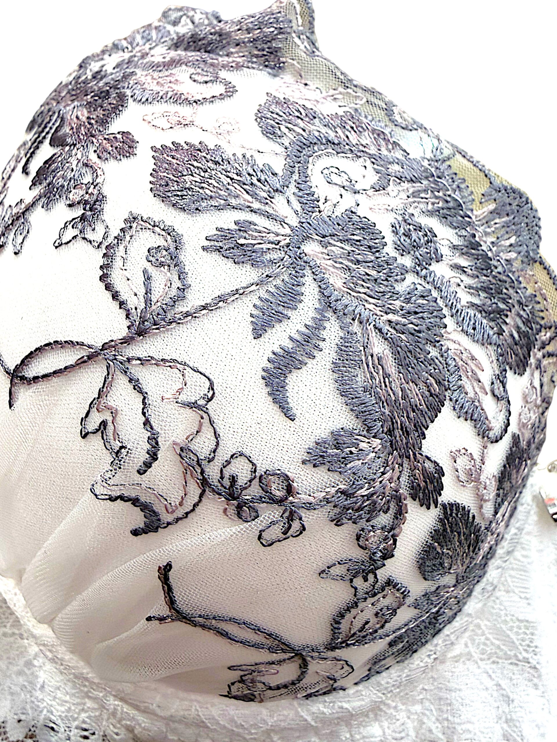 8000203 navy & white floral | fg cup lace bra & panty set
